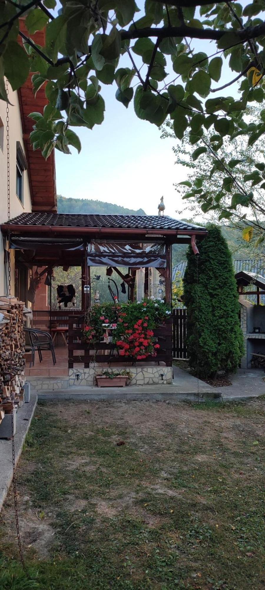Cottage In Traditional Village Bradulet, Arges County Exterior photo